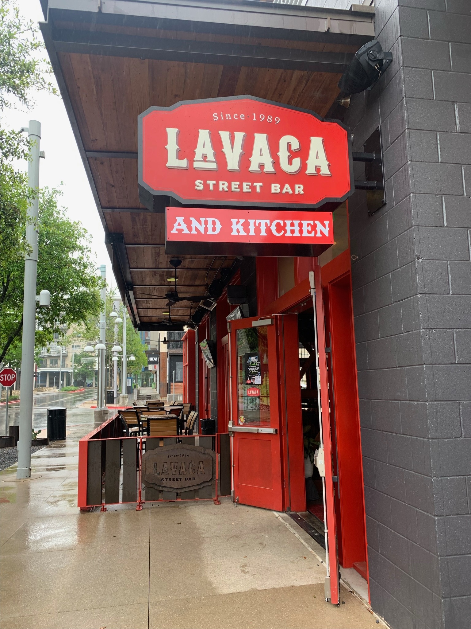 Lavaca St Bar Rock Rose happy hour specials